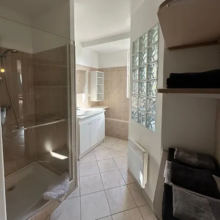 Oda ve Kahvaltı La Maison Du Coteau Cachan