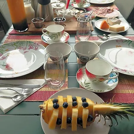 La Maison Du Coteau Couette-café 3*